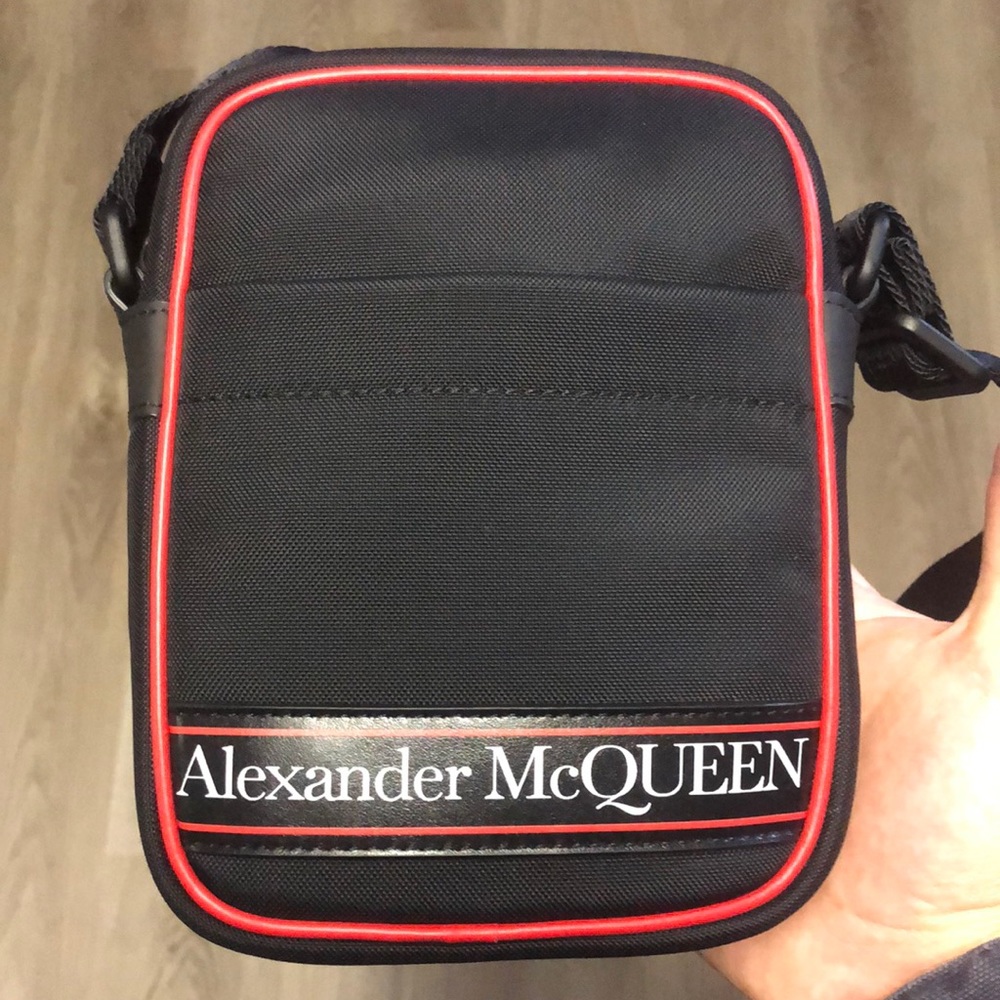 Alexander McQueen , shoulder bag